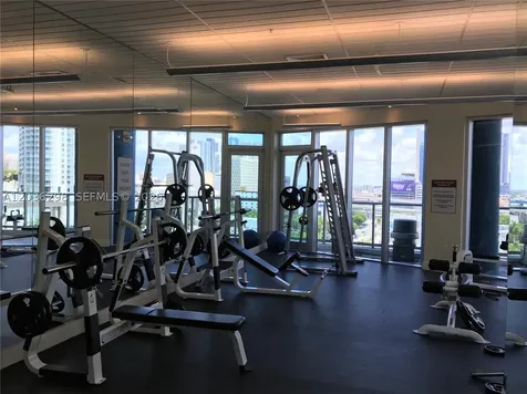 185 SW 7th Street Miami FL 33130