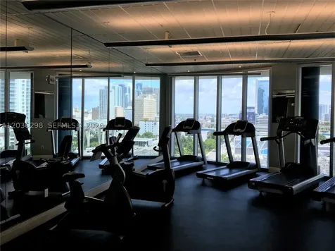 185 SW 7th Street Miami FL 33130