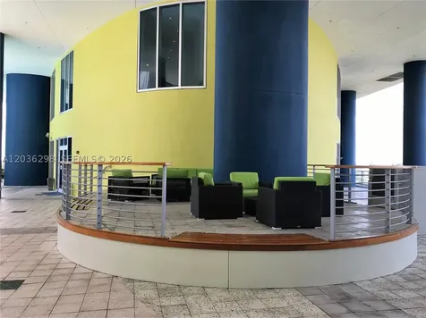 185 SW 7th Street Miami FL 33130
