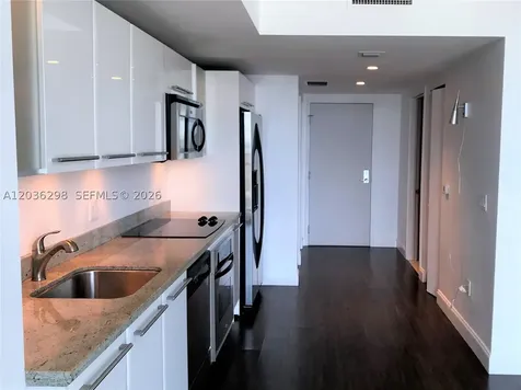 185 SW 7th Street Miami FL 33130