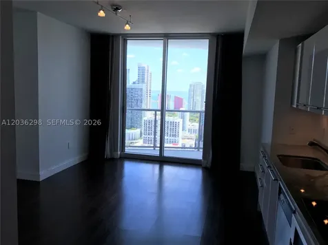 185 SW 7th Street Miami FL 33130