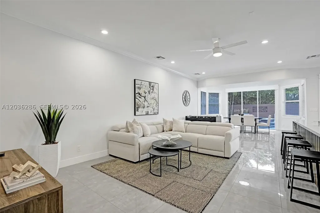 453 SW 5th Avenue Fort Lauderdale FL 33315