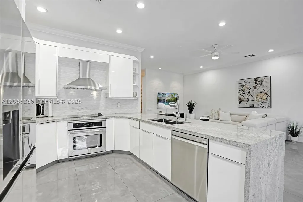 453 SW 5th Avenue Fort Lauderdale FL 33315