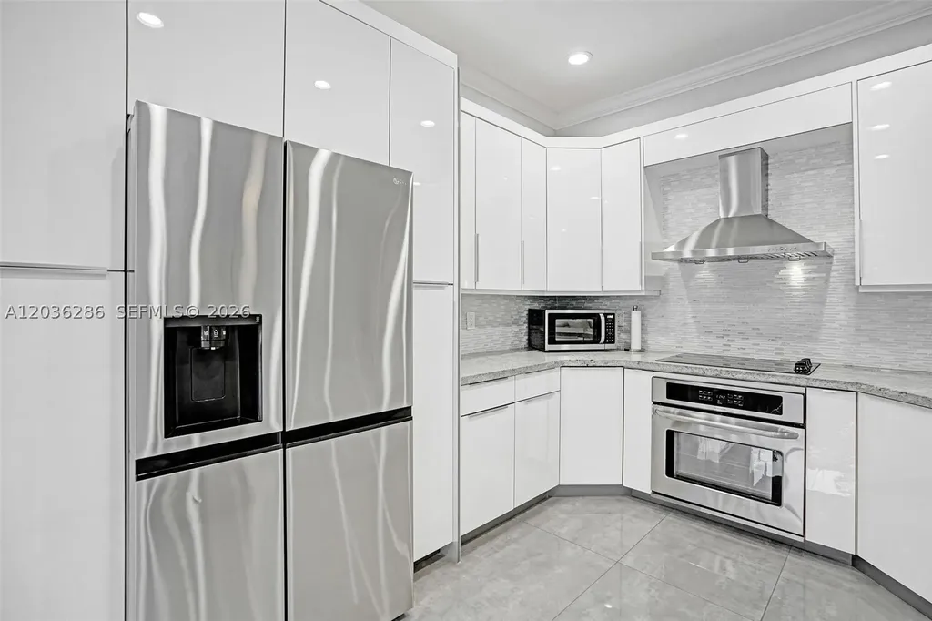 453 SW 5th Avenue Fort Lauderdale FL 33315