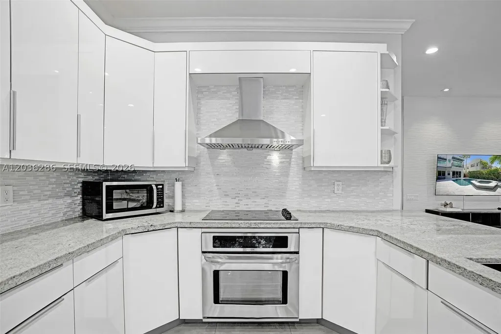 453 SW 5th Avenue Fort Lauderdale FL 33315