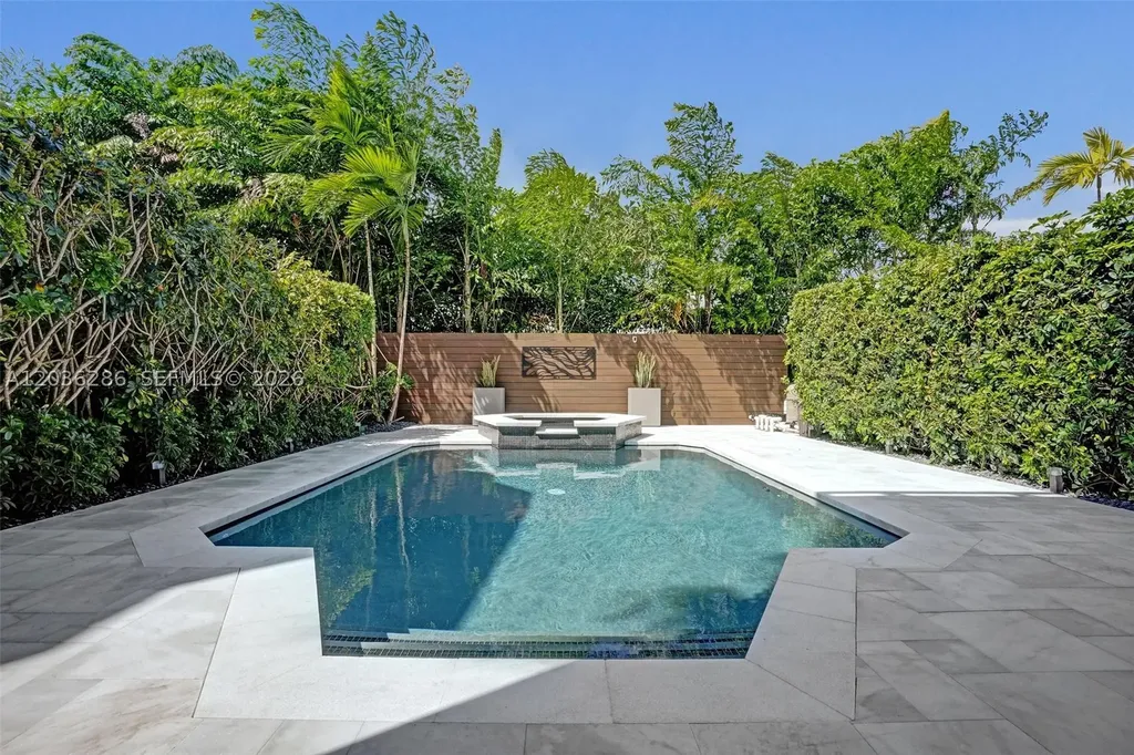 453 SW 5th Avenue Fort Lauderdale FL 33315