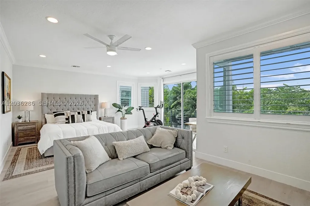 453 SW 5th Avenue Fort Lauderdale FL 33315