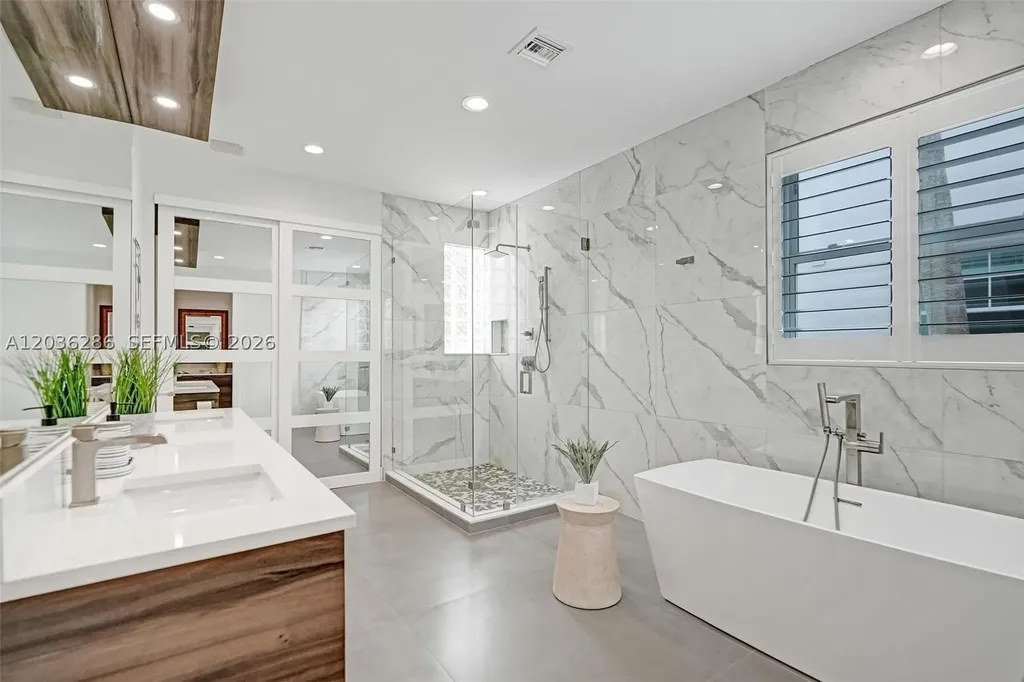 453 SW 5th Avenue Fort Lauderdale FL 33315