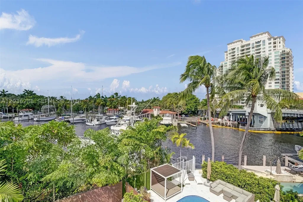 453 SW 5th Avenue Fort Lauderdale FL 33315