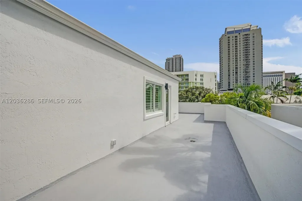 453 SW 5th Avenue Fort Lauderdale FL 33315