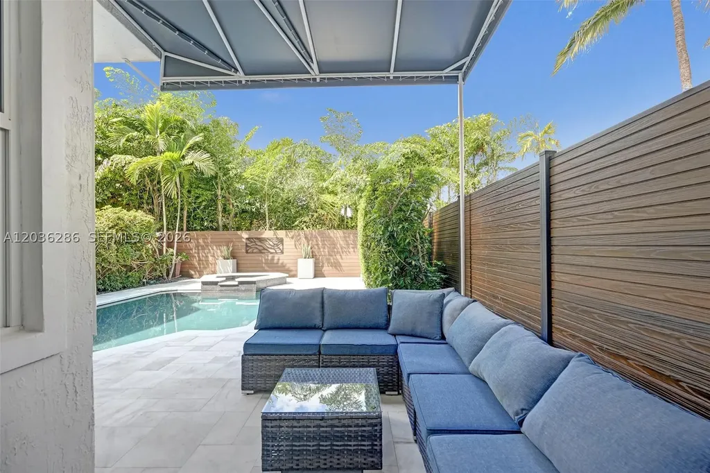 453 SW 5th Avenue Fort Lauderdale FL 33315