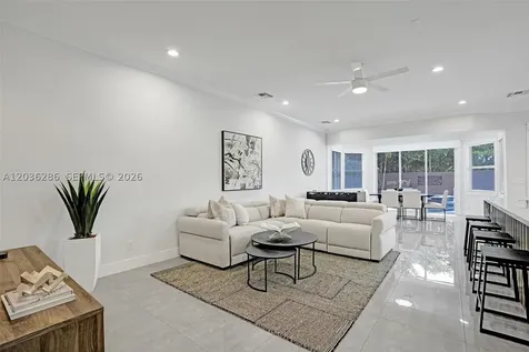 453 SW 5th Avenue Fort Lauderdale FL 33315