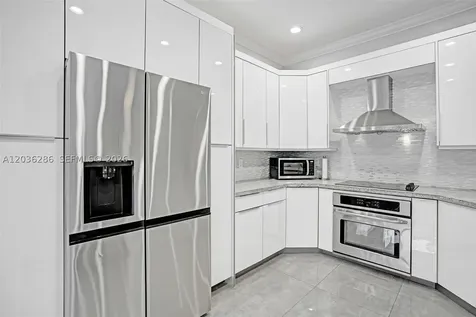 453 SW 5th Avenue Fort Lauderdale FL 33315