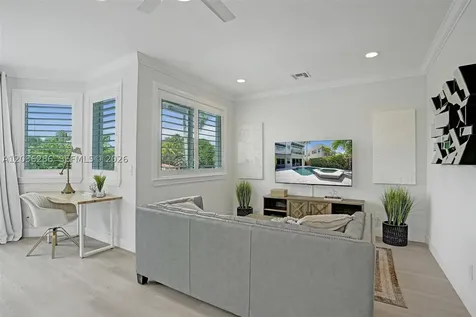 453 SW 5th Avenue Fort Lauderdale FL 33315