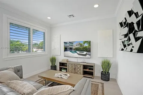 453 SW 5th Avenue Fort Lauderdale FL 33315