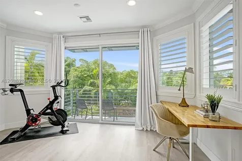 453 SW 5th Avenue Fort Lauderdale FL 33315