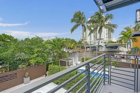 453 SW 5th Avenue Fort Lauderdale FL 33315