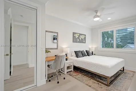 453 SW 5th Avenue Fort Lauderdale FL 33315