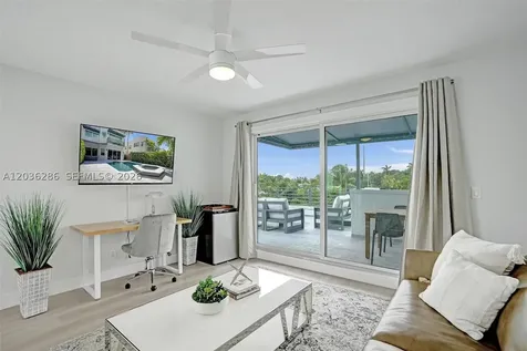 453 SW 5th Avenue Fort Lauderdale FL 33315