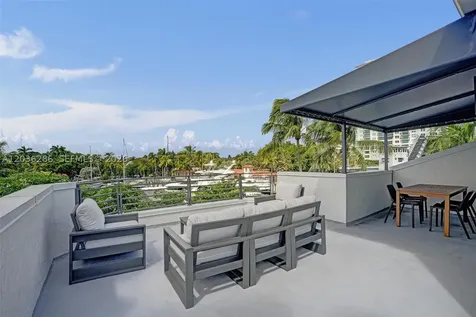 453 SW 5th Avenue Fort Lauderdale FL 33315