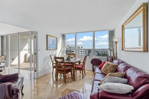 11 Island Avenue Miami Beach FL 33139