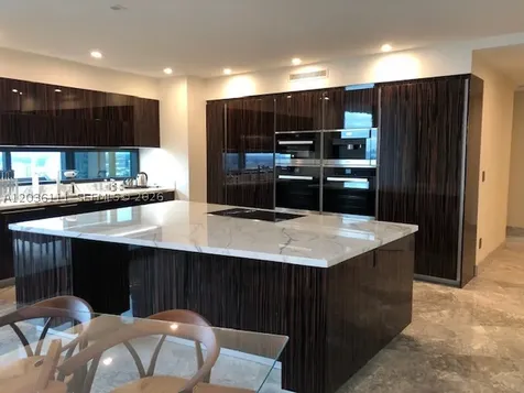 18555 Collins Avenue Sunny Isles Beach FL 33160