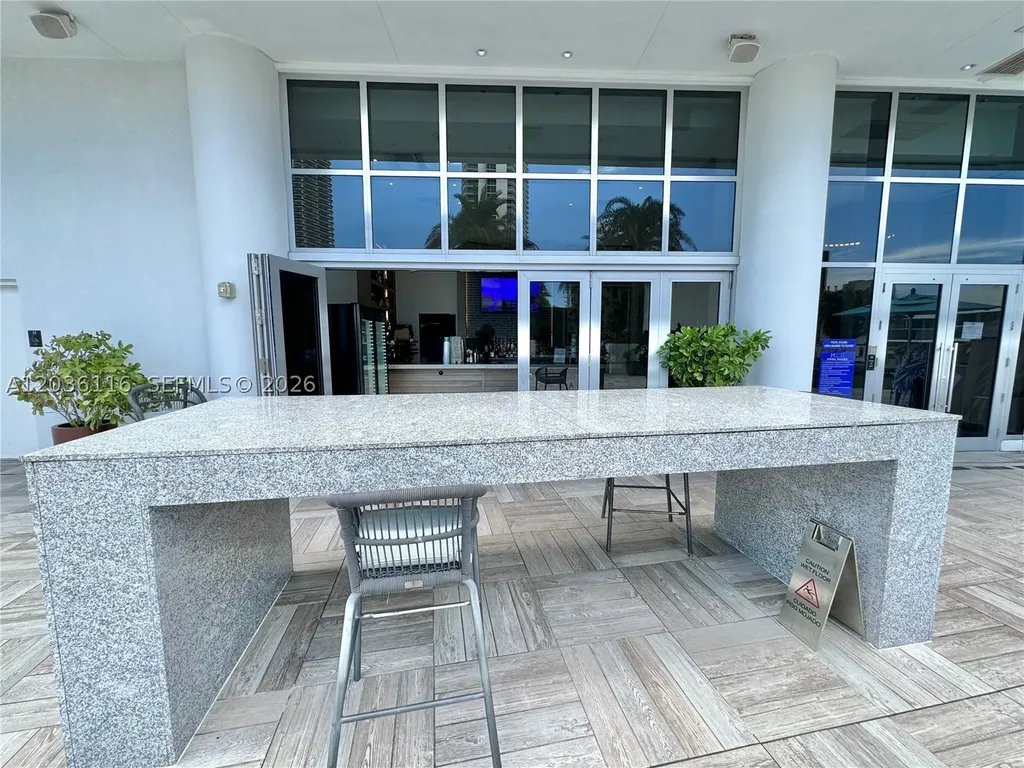 4010 S Ocean Drive Hollywood FL 33019