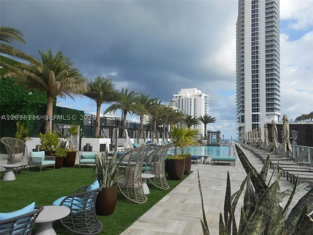 4010 S Ocean Drive Hollywood FL 33019