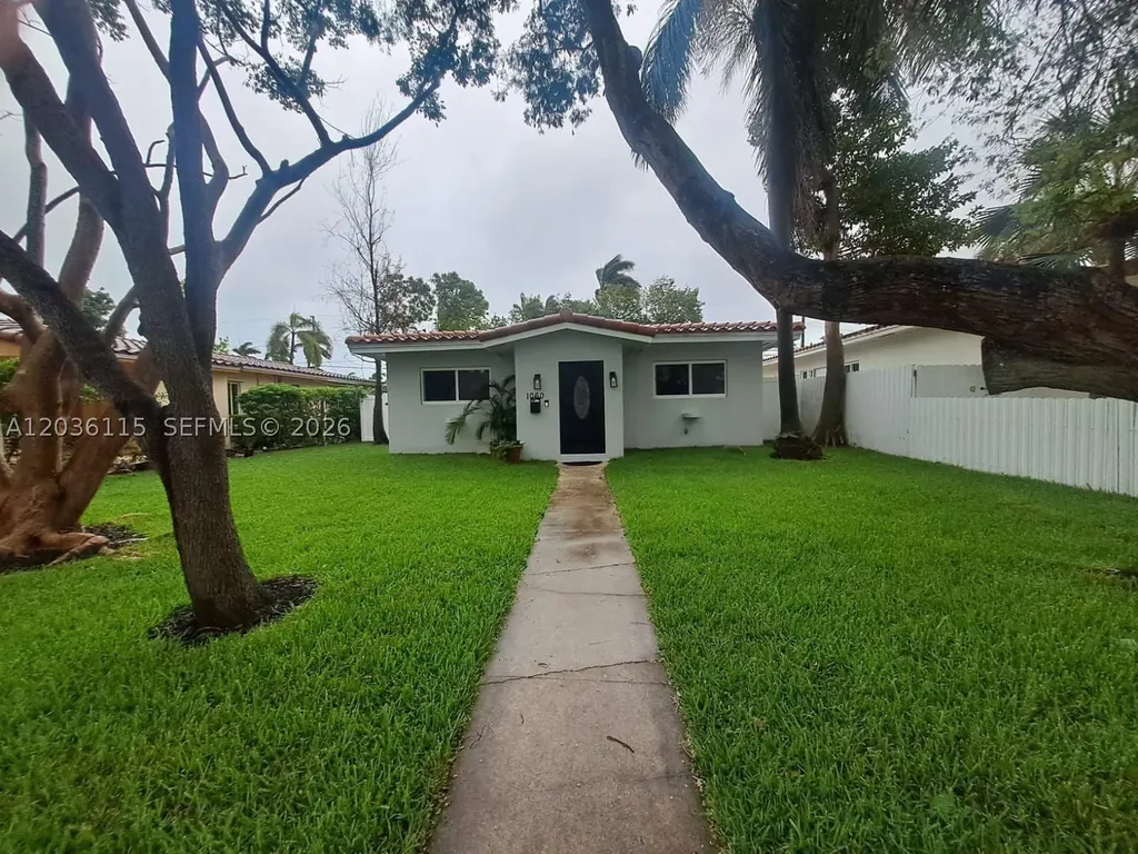 1060 Tyler Street Hollywood FL 33019