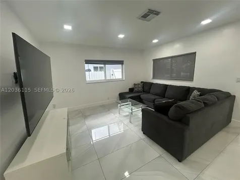 1060 Tyler Street Hollywood FL 33019