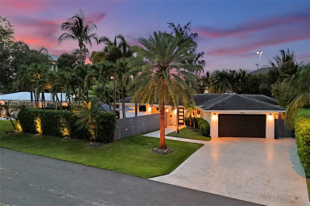 2701 NE 30th Street Fort Lauderdale FL 33306