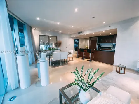465 Brickell Avenue Miami FL 33131