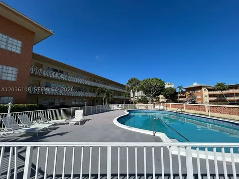 1885 NE 121st Street North Miami FL 33181