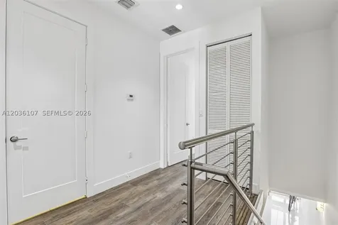 10280 NW 63rd Terrace Doral FL 33178