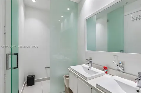10280 NW 63rd Terrace Doral FL 33178