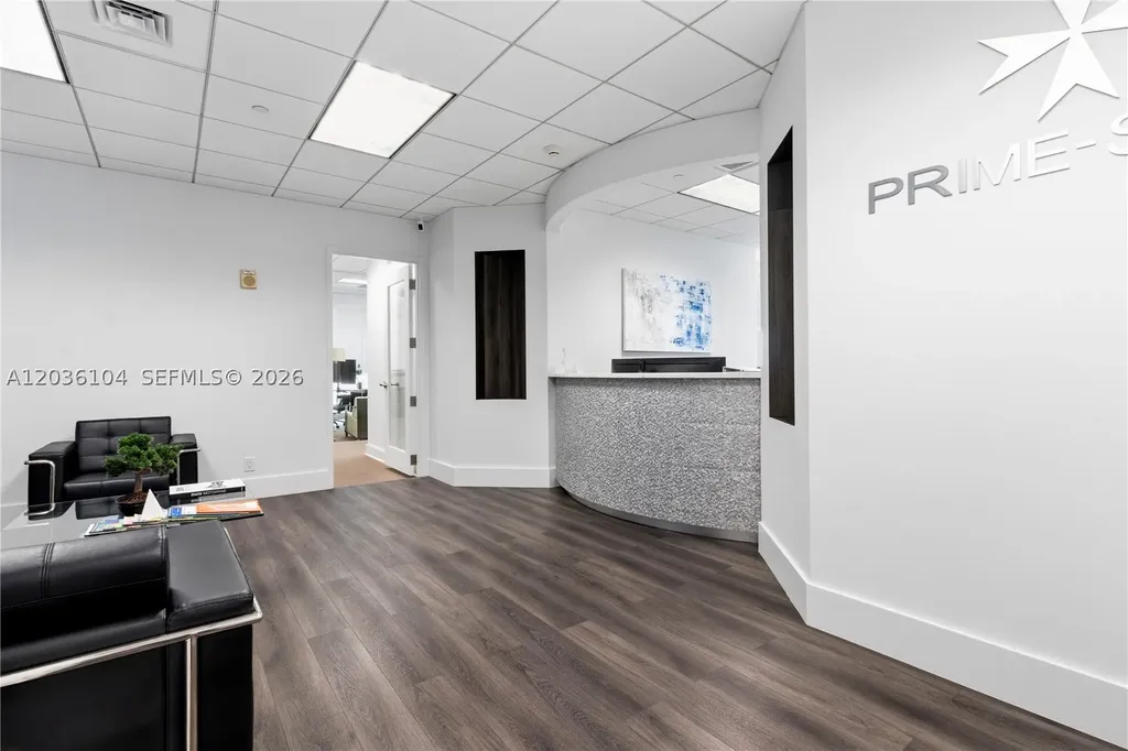 175 SW 7th Street Miami FL 33130