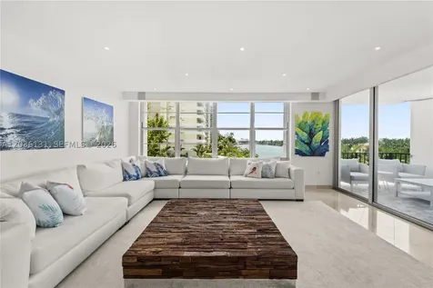 5640 Collins Avenue Miami Beach FL 33140