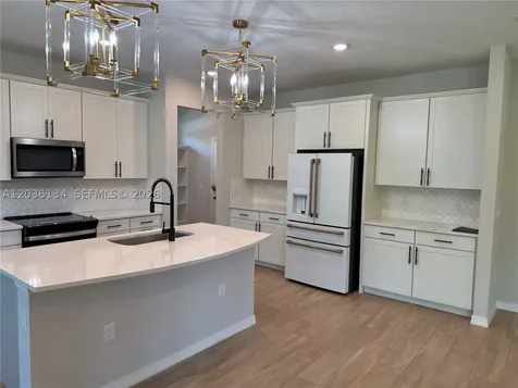 8112 NW 78th Street Tamarac FL 33321