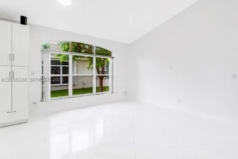 13092 NW 8th Street Pembroke Pines FL 33028