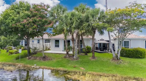 13092 NW 8th Street Pembroke Pines FL 33028