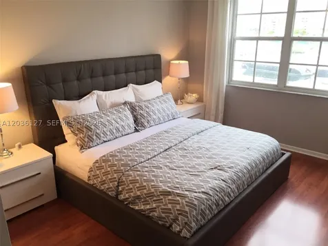 19655 E Country Club Drive Aventura FL 33180
