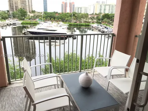 19655 E Country Club Drive Aventura FL 33180