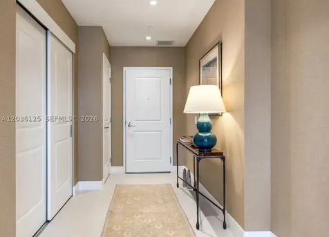 3015 S Ysabella Tampa FL 33629