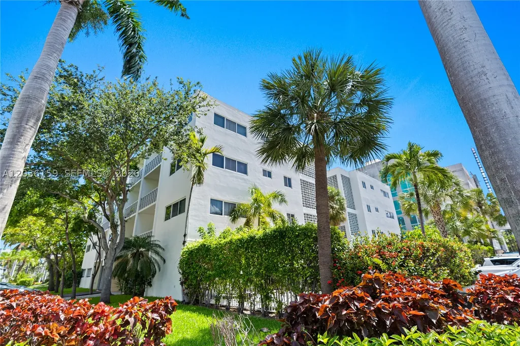 10001 W Bay Harbor Drive Bay Harbor Islands FL 33154