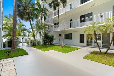 10001 W Bay Harbor Drive Bay Harbor Islands FL 33154