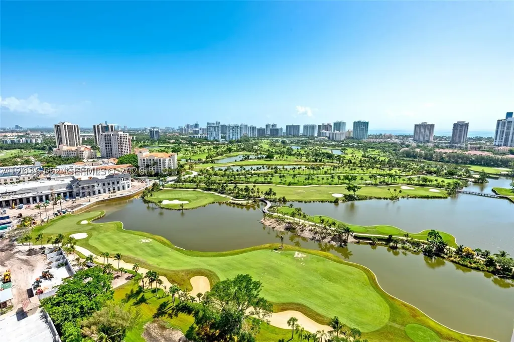 19501 W Country Club Drive Aventura FL 33180