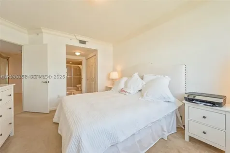 19501 W Country Club Drive Aventura FL 33180