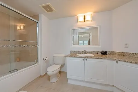 19501 W Country Club Drive Aventura FL 33180