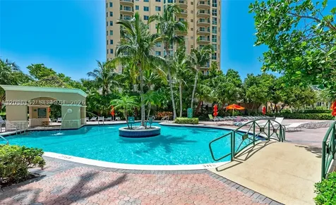 19501 W Country Club Drive Aventura FL 33180