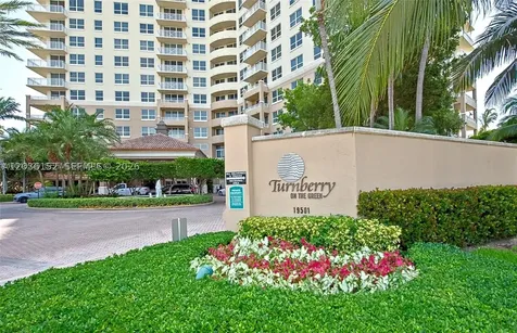 19501 W Country Club Drive Aventura FL 33180